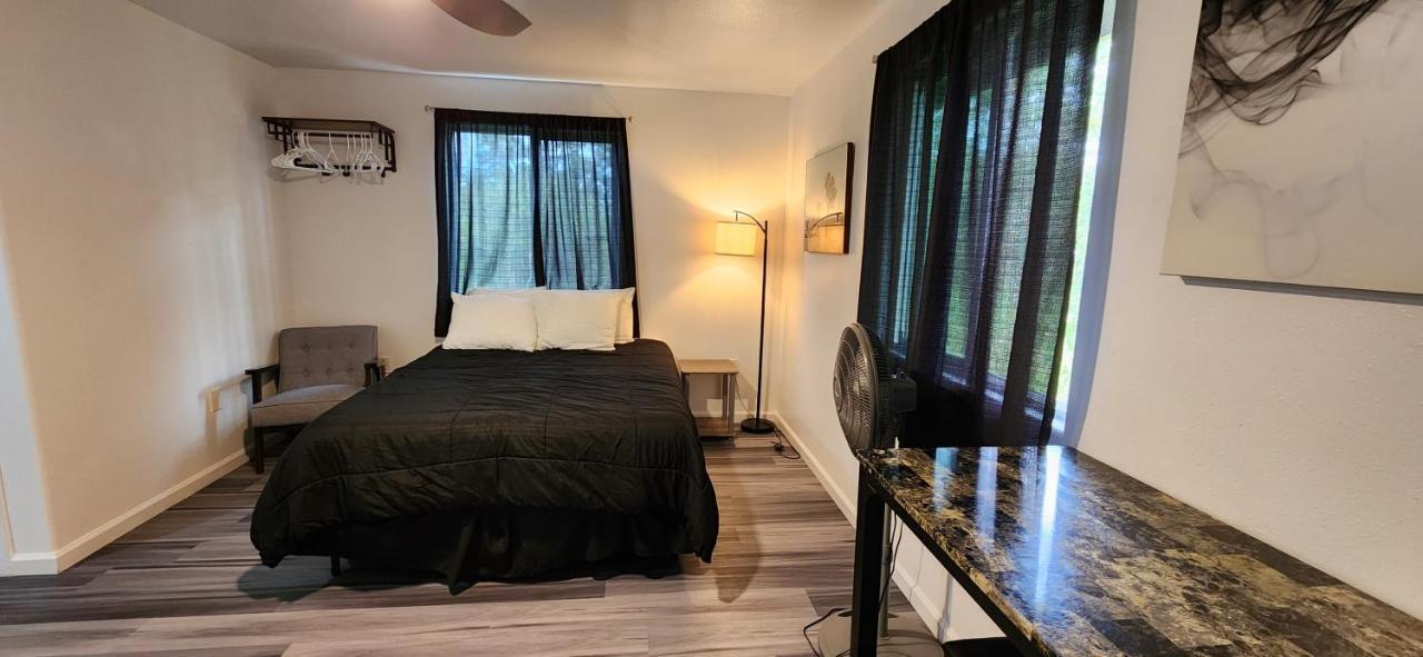 Apartment #5 New! Cozy Getaway Hot Spot Hilo Big Island Of Hawaii Self Checkin